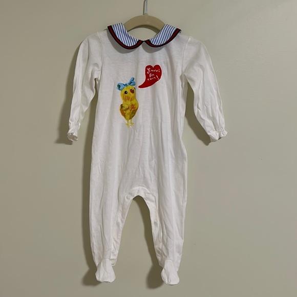 GUCCI Forever Longsleeve Sleepsuit 6/9 mo NWT - Picture 1 of 7